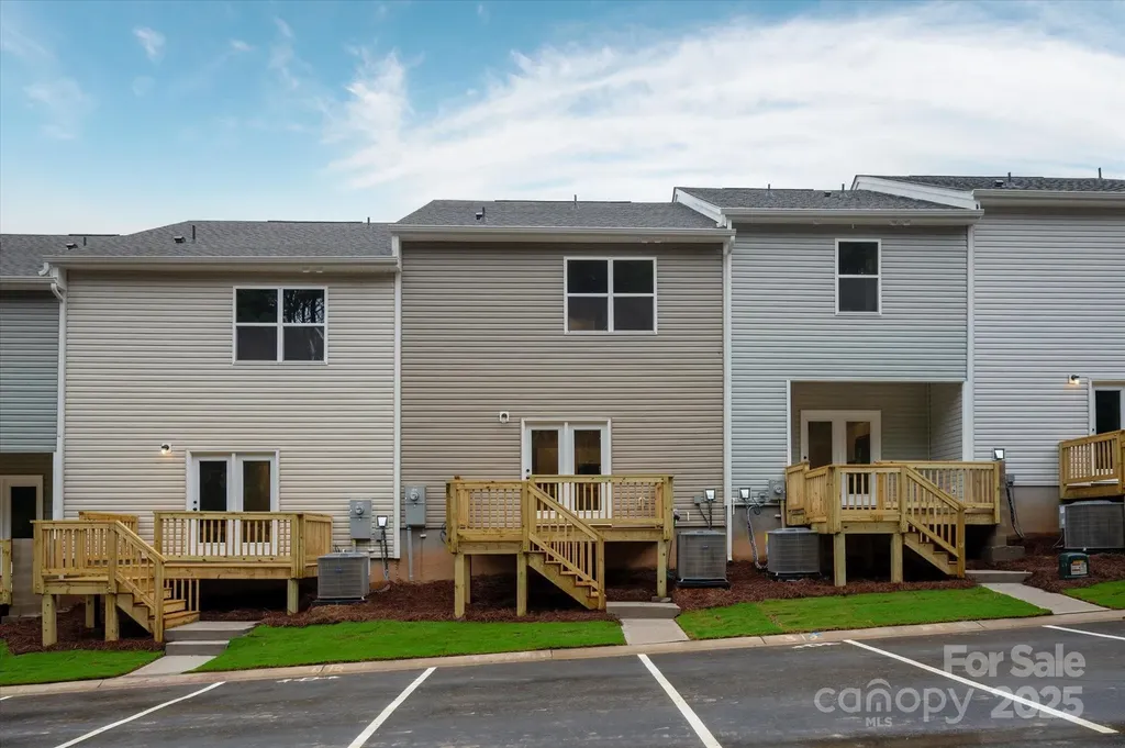 1318 Principal Featherstone Avenue Gastonia NC 28052