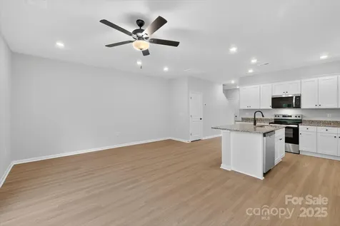 1318 Principal Featherstone Avenue Gastonia NC 28052