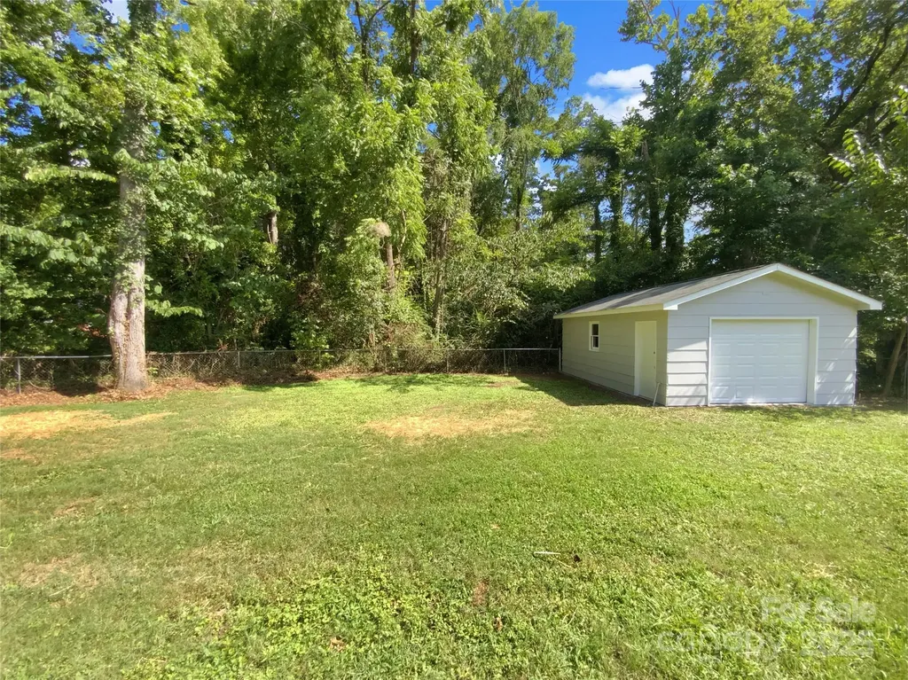 301 Briarcliff Drive Kannapolis NC 28081