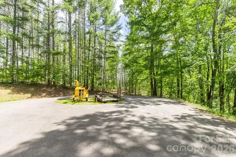 9999 River Edge Drive Burnsville NC 28714