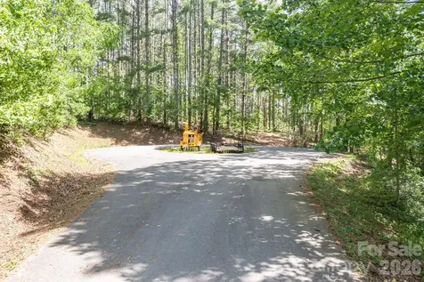 9999 River Edge Drive Burnsville NC 28714