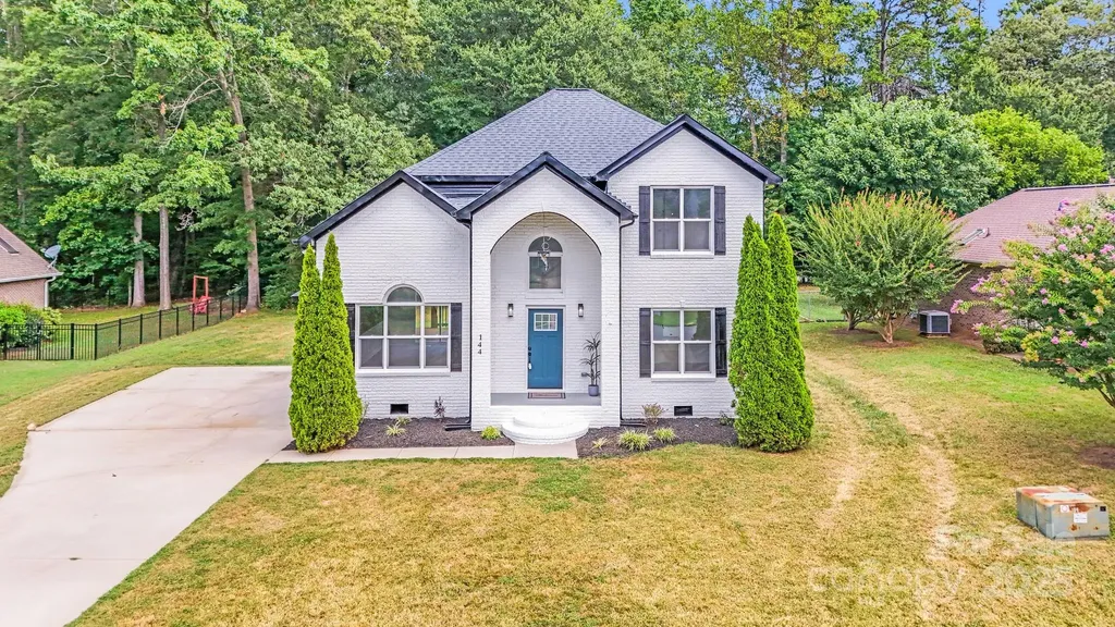 144 Walking Horse Run Stanley NC 28164