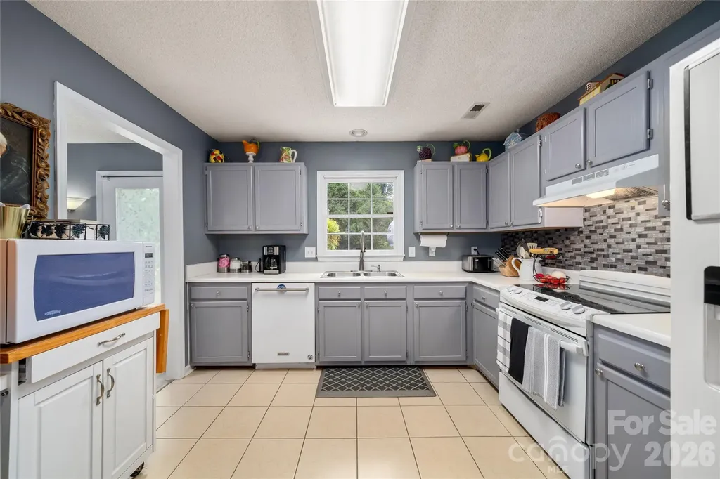 60 Southchase Drive Fletcher NC 28732