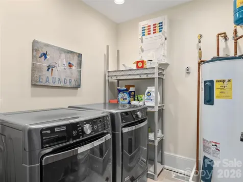 203 6th Avenue W Hendersonville NC 28739