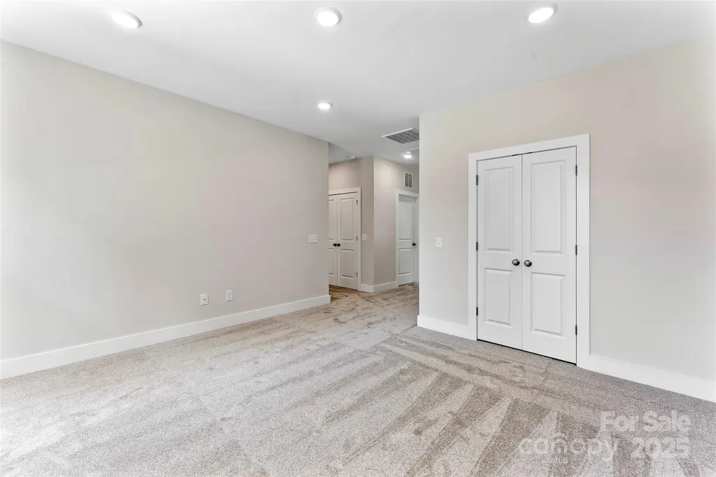 1645 Carolina Circle Gastonia NC 28054