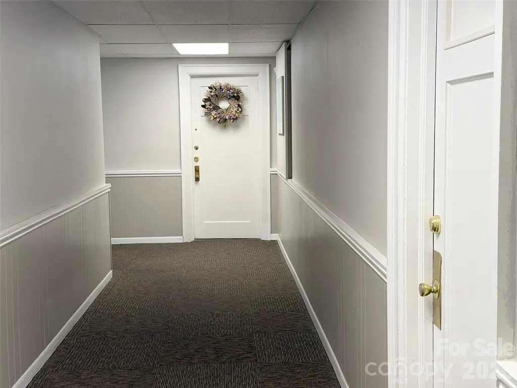 538 N Main Street Hendersonville NC 28792