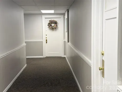 538 N Main Street Hendersonville NC 28792