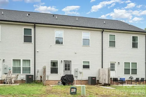 1052 Mclain Road Kannapolis NC 28083