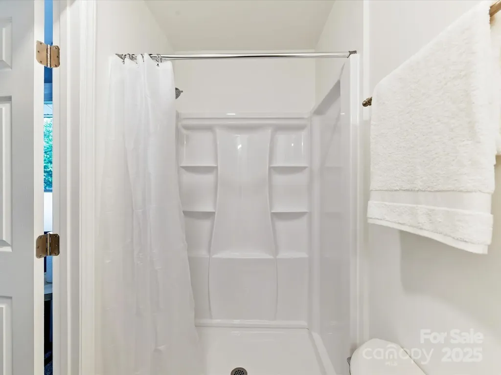 2508 Carrington Court Charlotte NC 28208