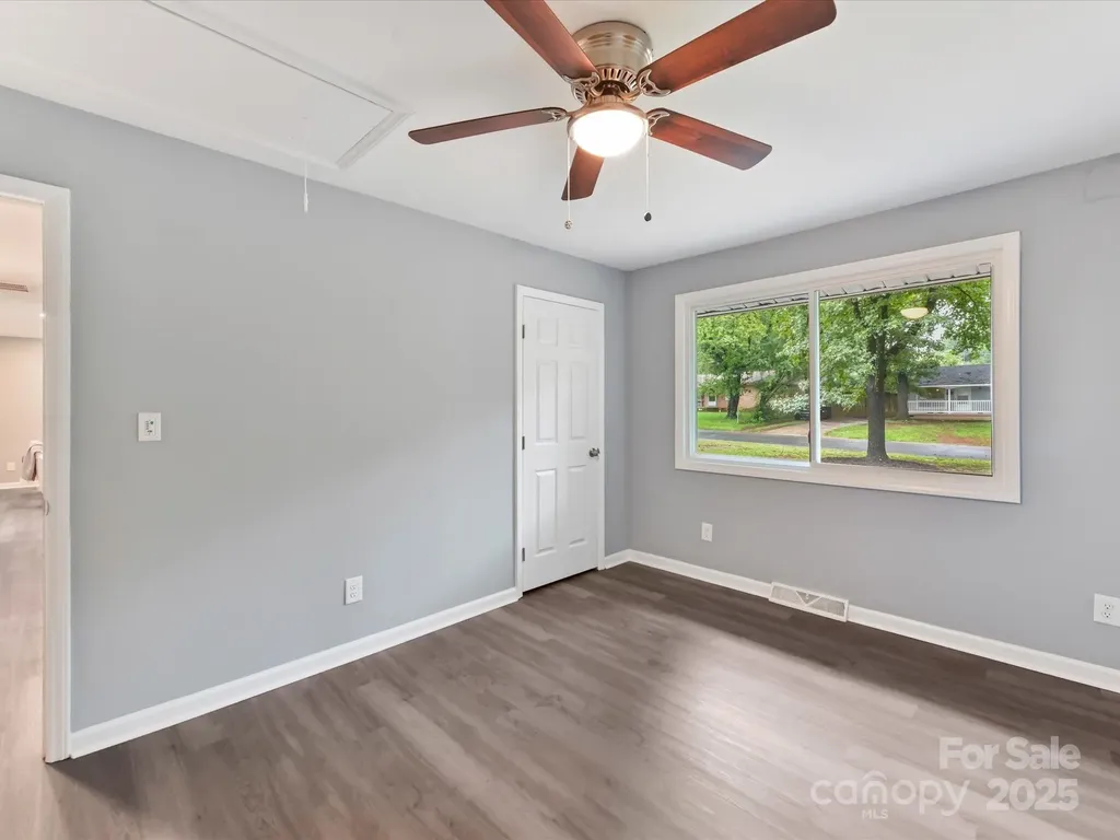 2508 Carrington Court Charlotte NC 28208