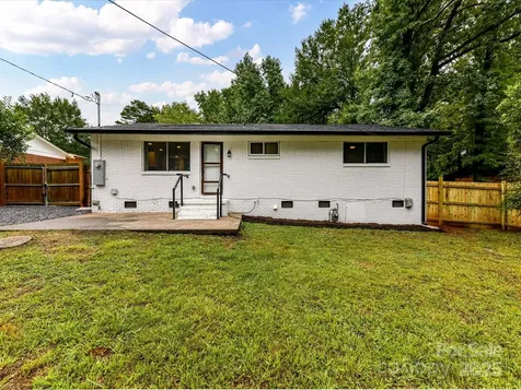 2508 Carrington Court Charlotte NC 28208