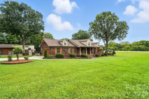 3369 Roberta Road Concord NC 28027