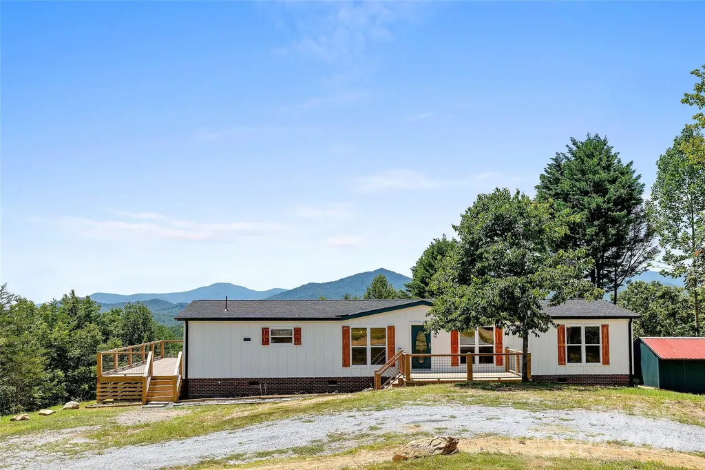 290 Boland Drive Lake Lure NC 28746