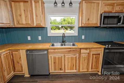 290 Boland Drive Lake Lure NC 28746
