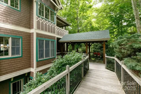 47 Creekside Way Burnsville NC 28714