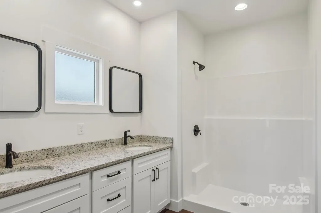 35 Haywood Park Drive Hendersonville NC 28791