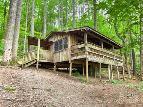 500 Winding Gap Road Lake Toxaway NC 28487