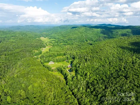 500 Winding Gap Road Lake Toxaway NC 28487