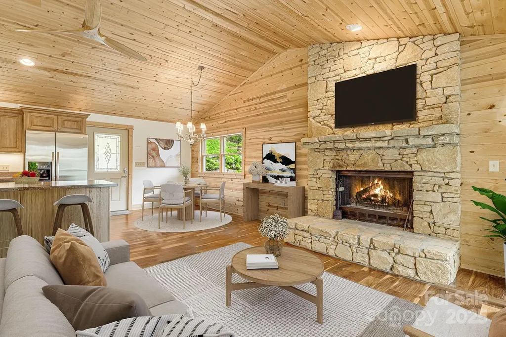 73 Oak Ridge Court Mars Hill NC 28754