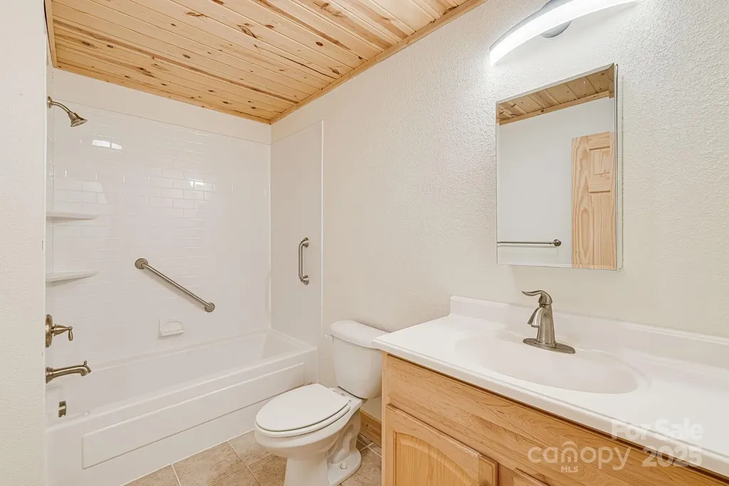 73 Oak Ridge Court Mars Hill NC 28754
