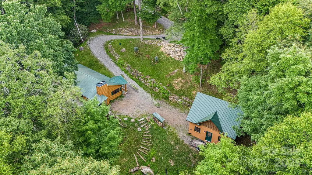 73 Oak Ridge Court Mars Hill NC 28754