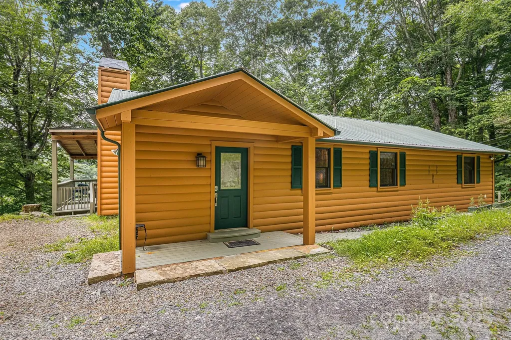 73 Oak Ridge Court Mars Hill NC 28754