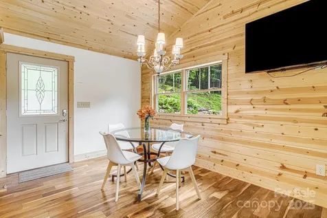 73 Oak Ridge Court Mars Hill NC 28754