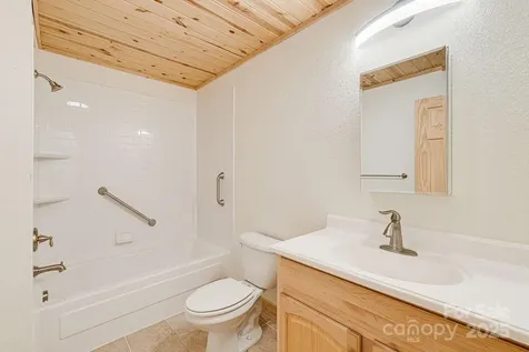 73 Oak Ridge Court Mars Hill NC 28754
