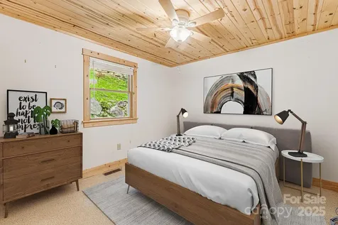 73 Oak Ridge Court Mars Hill NC 28754