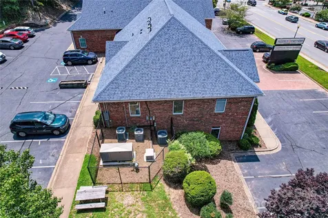 1978 Hendersonville Road Asheville NC 28803