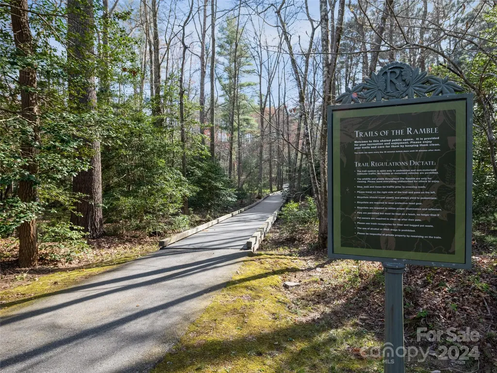 128 Mirehouse Run Asheville NC 28803