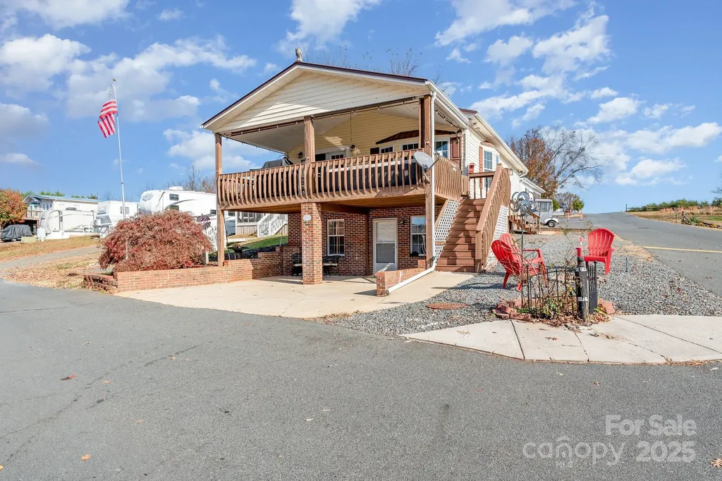 231 Badin View Road New London NC 28127
