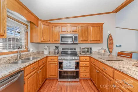 231 Badin View Road New London NC 28127