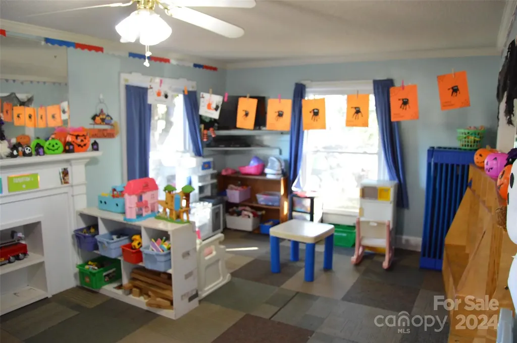 437 Hillcrest Road Statesville NC 28677