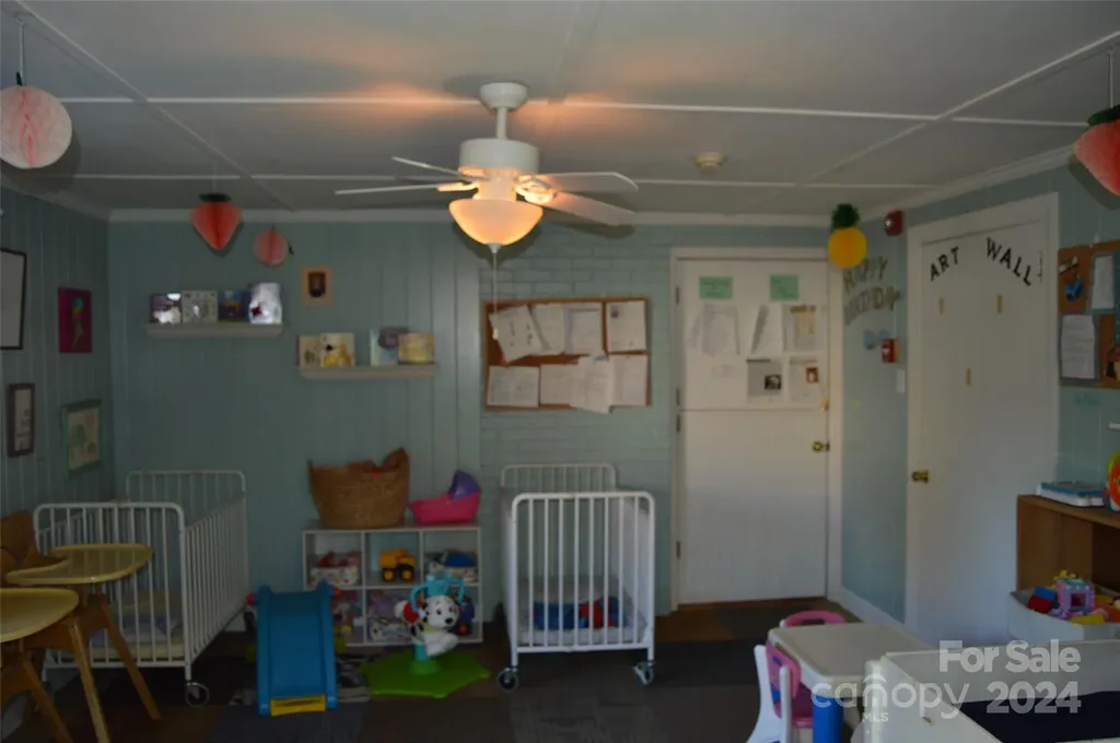 437 Hillcrest Road Statesville NC 28677