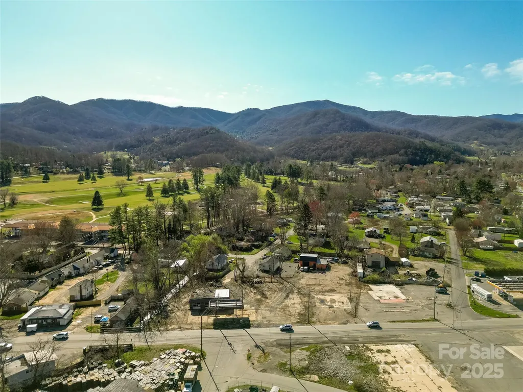 1727 S Main Street Waynesville NC 28786