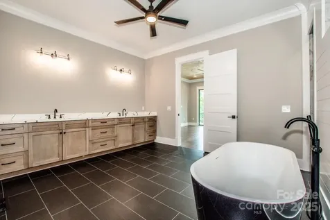 110 Emmaline Court Troutman NC 28166