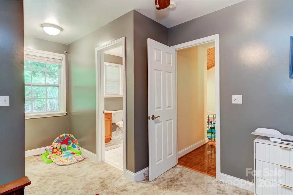 6 Majestic Trace Hendersonville NC 28739