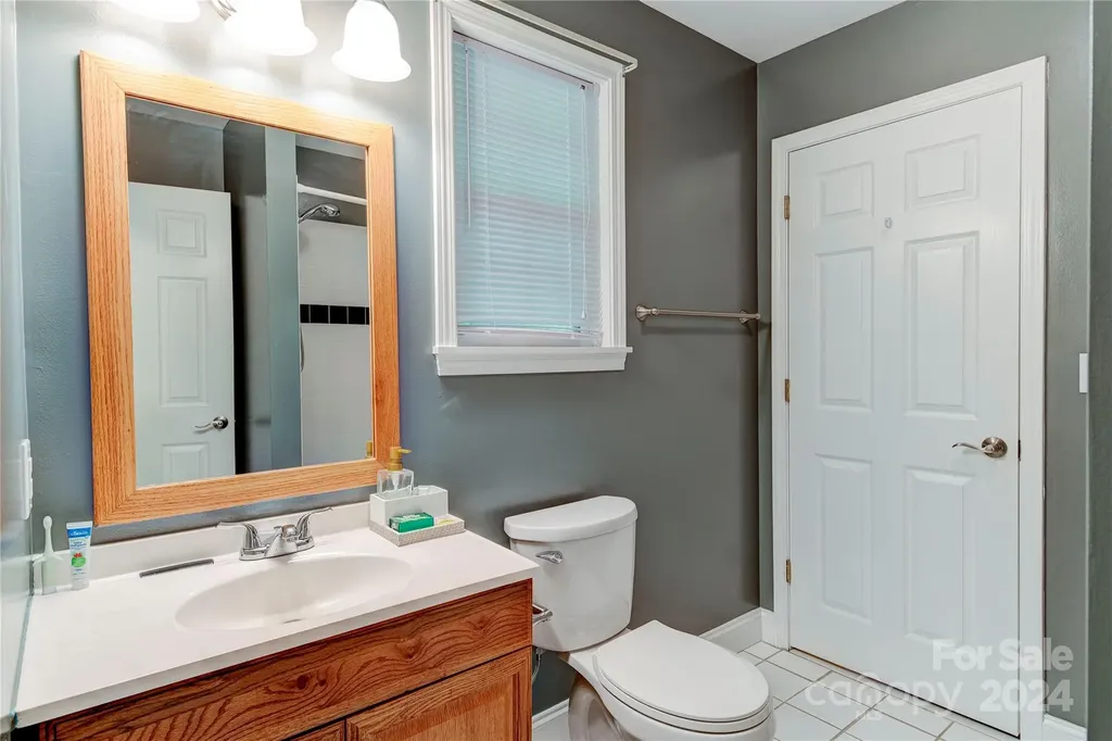 6 Majestic Trace Hendersonville NC 28739