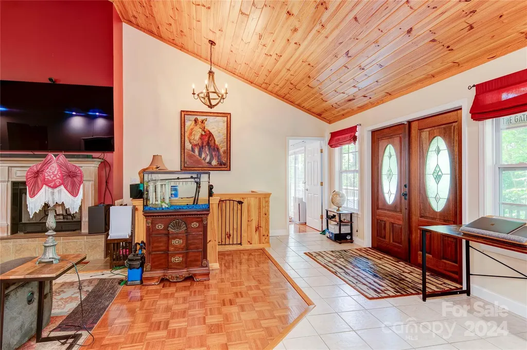 6 Majestic Trace Hendersonville NC 28739