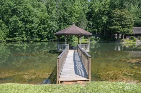 99999 Goose Creek Off Road Marion NC 28752