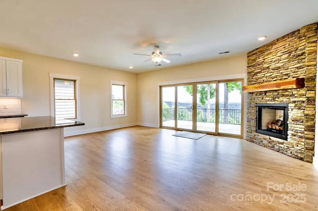 1387 River Club Ridge Lenoir NC 28645