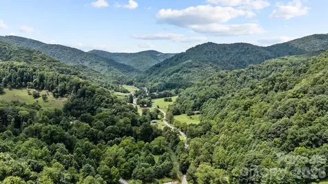 99999 Windswept Drive Burnsville NC 28714