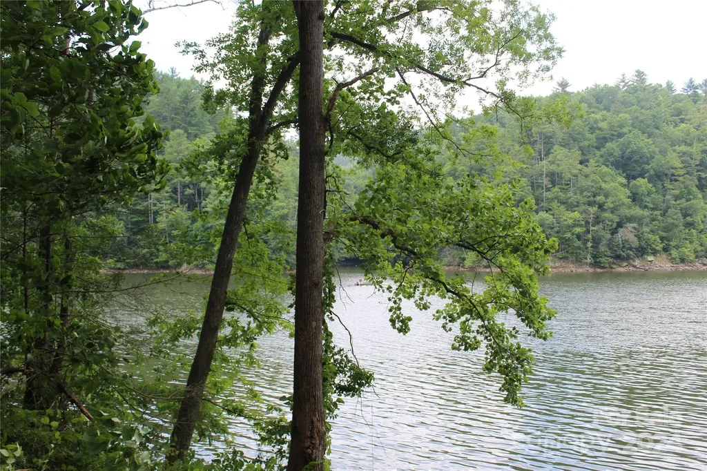 000 White Oak Road Waynesville NC 28785