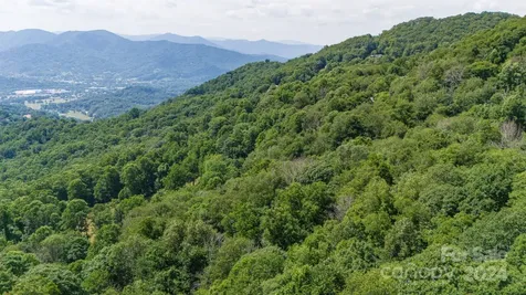 35 Twisted Trail Waynesville NC 28786