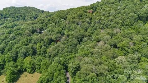 35 Twisted Trail Waynesville NC 28786
