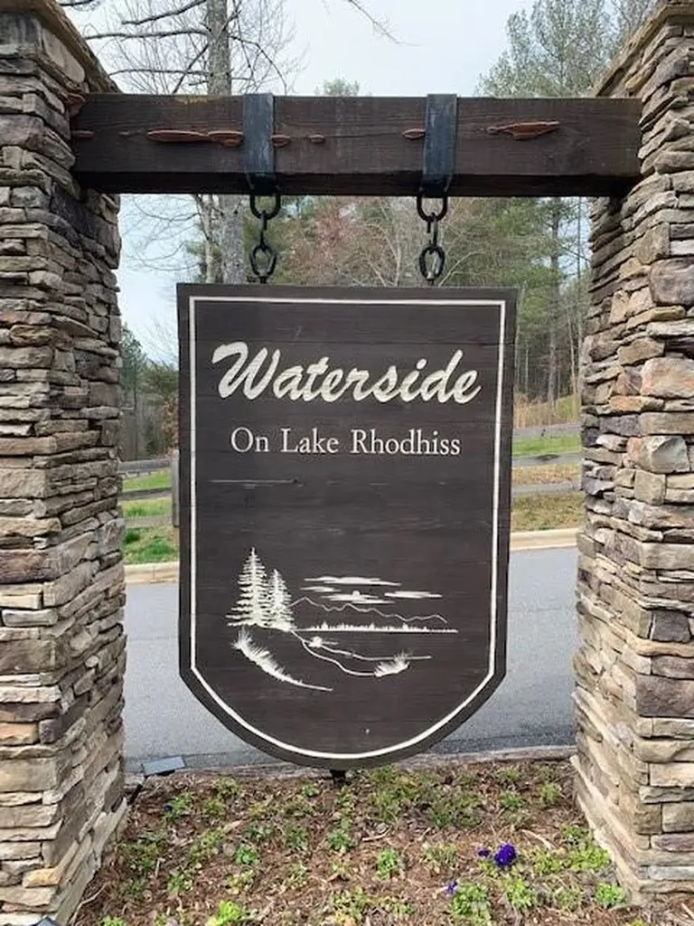 2620 Waterside Boulevard NW Valdese NC 28690