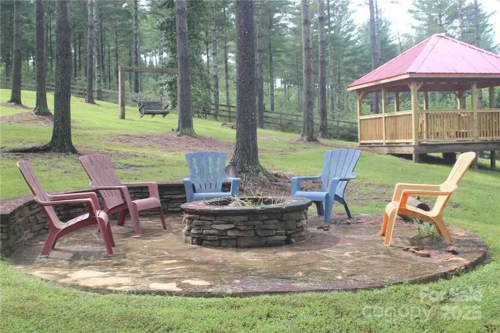 2620 Waterside Boulevard NW Valdese NC 28690