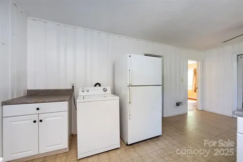 2001 Mcdonald Drive Charlotte NC 28216