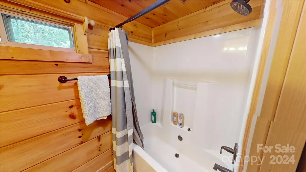78 Smiling Fox Trail Brevard NC 28712